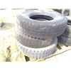 Image 3 : SET OF 3 TIRES - 13R22.5