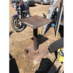 WELDING TABLE
