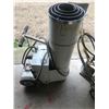Image 2 : Pressure Washer - Smith Roloes 1-HP and Hot Water Portable Tank-Propane - "5 Partan"