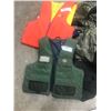 Image 2 : Floating Hunting Chair "Lost Lake" and 2 Life Jackets (1 adult, 1 medium)