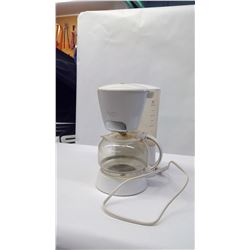 EIGHT CUP COFFEE MAKER