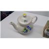 Image 3 : TEA POT, 11OZ. MUG AND SUGAR BOWL
