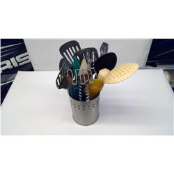 UTENSIL CONTAINER WITH 20 UTENSILS