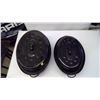 Image 2 : TWO ROASTING PANS