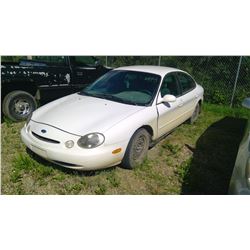 WHITE 1997 FORD TAURUS VIN: 1FALP52U6VG229549
