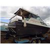 Image 3 : CABIN CRUISER BOAT & TRAILER (UNKNOWN YEAR)