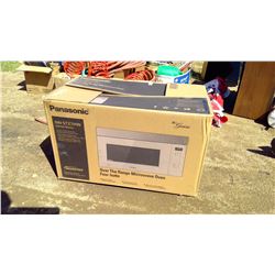 Panasonic Over the Range Microwave Oven