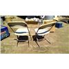 Image 3 : 2 White Folding Chairs
