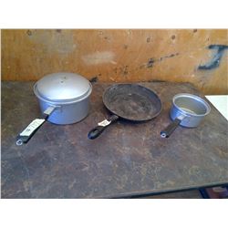 2 Pots and Pan