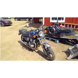 Suzuki Street Motorcycle (blue) - (GS850-154503)