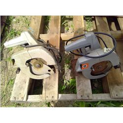 2 Circular Saws - Black & Decker