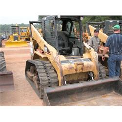 CATERPILLAR  262  SKID STEER LOADER,  S