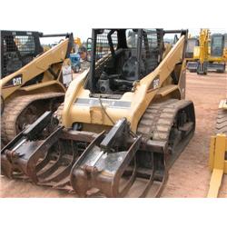 CATERPILLAR  262  SKID STEER LOADER,  S