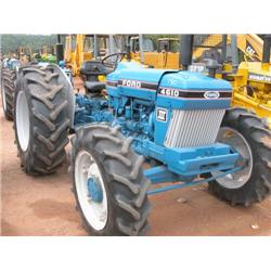 FORD  4610  FARM TRACTOR,  SN: B444536,
