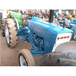 FORD  3000  FARM TRACTOR,  SN: 199387, 