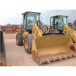 CATERPILLAR  924G  RUBBER TIRE LOADER, 