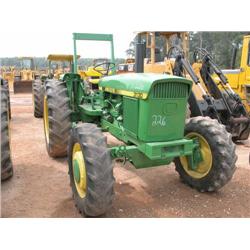 JOHN DEERE  3130  FARM TRACTOR,  SN: 10