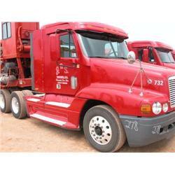 1999  FREIGHTLINER  CLASSIC  TRUCK TRAC