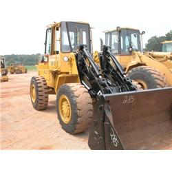 CATERPILLAR  IT28  RUBBER TIRE LOADER, 
