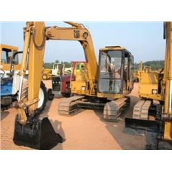 CATERPILLAR  E70B  HYDRAULIC EXCAVATOR,