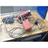 Image 1 : Dayton 1/2 Ton Pneumatic Chain Hoist, M/N: 4ZW57
