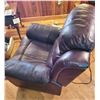 Image 4 : Brown leather Rocker/Reclininig Chair
