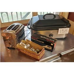 4pc Kitchen lot Toaster (defrost, reheat, bagel) Bella Cucina Electric Roaster - Toastmast Electric