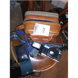 Vintage Canon AE-1 Camera w/ Vivitar Flash Attachment and Leather Carrying Case
