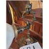 Image 2 : Antique Rembrandt Cast Bronze Genie Desk Lamp