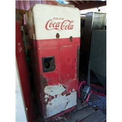 Vintage Coca Cola Cavalier C-51 Machine