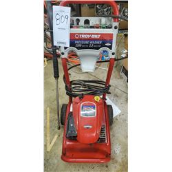 LIKE NEW TROY BUILT PRESSURE WASHER