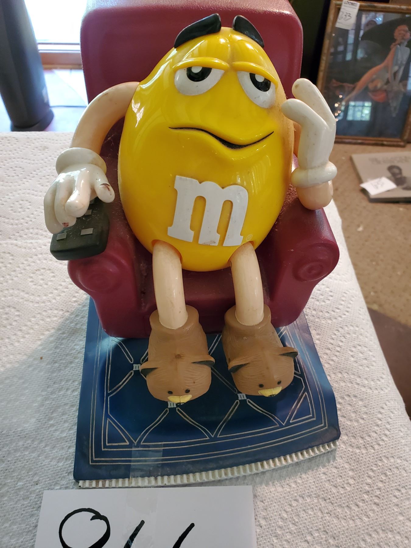 M & M CANDY DISPENSER