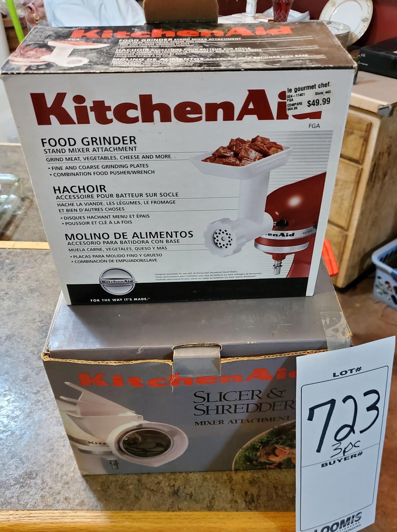 Kitchen Aid Slicer/Shredder, Food Grinder, in Boxes, Baking Pan