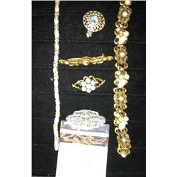 UNMARKED JEWELRY LOT