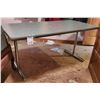 Image 3 :  Table