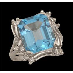 14KW Gold 4.00ct Blue Topaz and Diamond Ring
