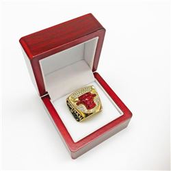 Michael Jordan Chicago Bulls Champion ship Ring - "3-PEAT" Edition