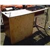 Image 4 : COUNTER FOR A TRAPPER'S CABIN C/W PROPANE STOVE