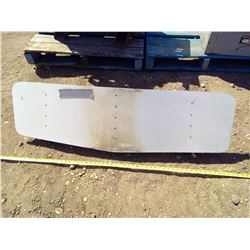 FIFTH WHEEL AIR SHIELD
