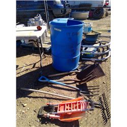 210 L BARREL AND YARD TOOLS