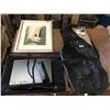 Image 1 : SONY DVD PLAYER C/W CASE+LEATHER VEST+ PICTURE