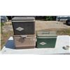 Image 1 : 3 VINTAGE COLEMAN COOLERS