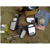 Image 2 : LOT OF VEHICLE MIRRORS AND WINDSHIELD WIPERS
