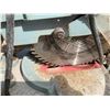 Image 2 : DELTA 10" MITER SAW-WORKS WELL