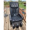 Image 1 : MASSAGE CHAIR (UNKNOWN WORKING ORDER)