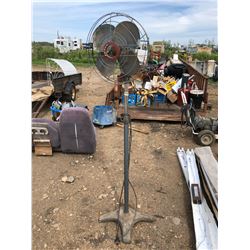 LARGE FLOOR FAN - WORKS