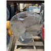 Image 1 : INDUSTRIAL FAN
