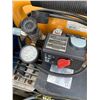 Image 3 : 135 PSI AIR COMPRESSOR - BOSTCH