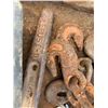 Image 5 : HOISTS AND CHAINS