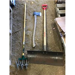 TRUE TEMPER SHOVEL+YARDWORKS TOOL+AXE